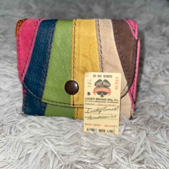 BUNDLE.: 2 itemsWomen’s accessories - Picture 4 of 5